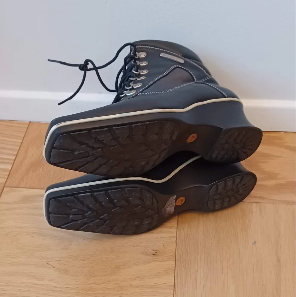 Timberland Black & White Lace Up Wedge Size7.5